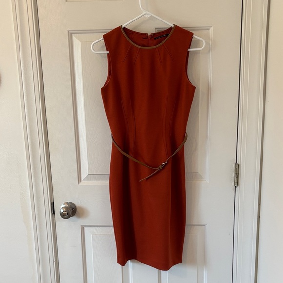 Elie Tahari Sleeveless Rust Dress Leather neck trim Detachable Belt Lining